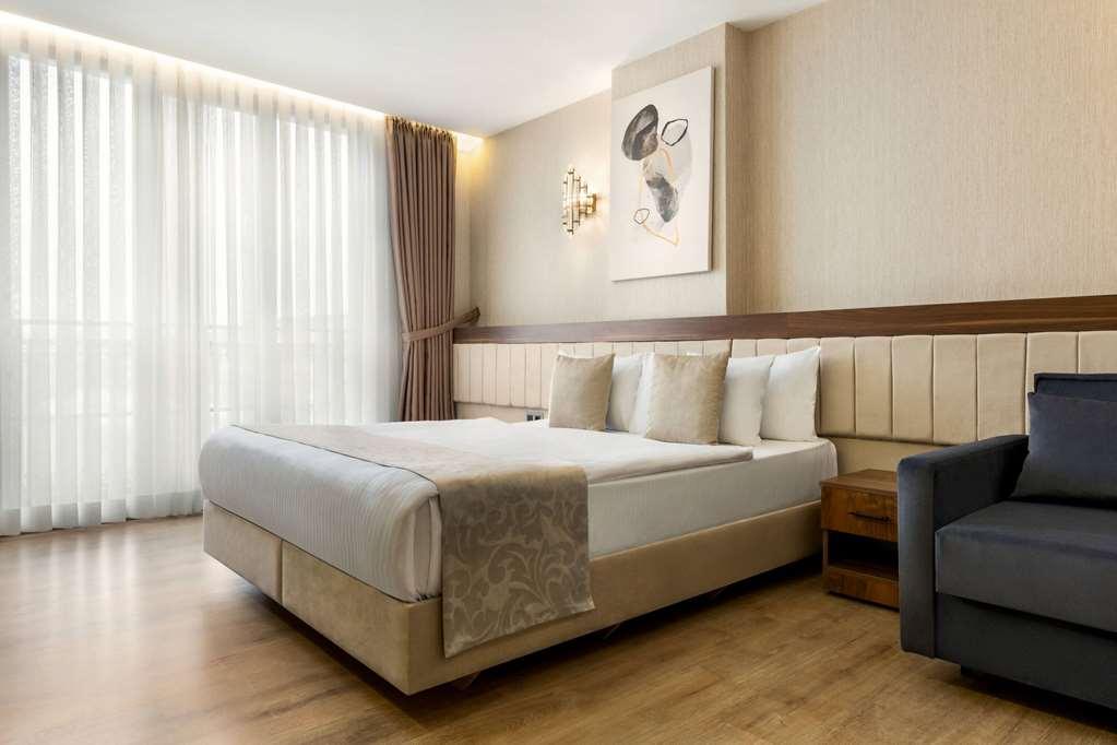 Operla Airport Hotels, Tm *