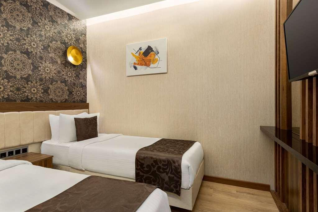 Operla Airport Hotels, Tm